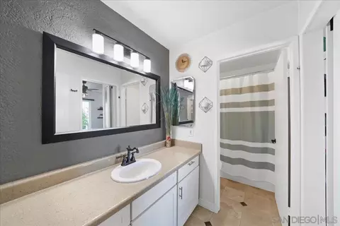 Bath - 5440 Baltimore Dr #161, La Mesa, CA 91942 photo 1 of 2
