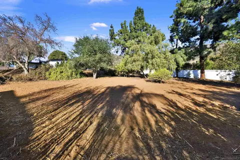 Exterior - 14407 Mountain Rd, Poway, CA 92064 photo 17 of 19