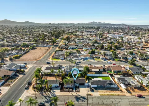 View/Area - 222 Gull Pl, El Cajon, CA 92019 photo 4 of 10
