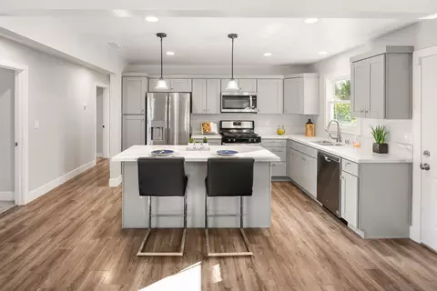 Kitchen - 222 Gull Pl, El Cajon, CA 92019 photo 1 of 7