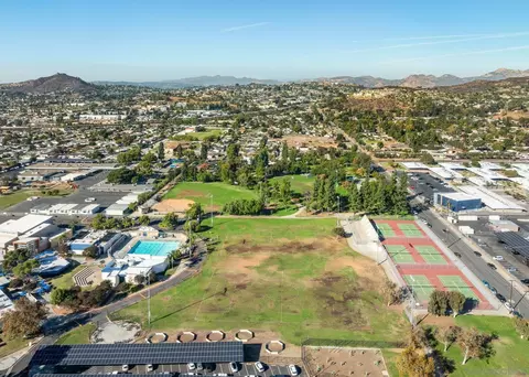 View/Area - 222 Gull Pl, El Cajon, CA 92019 photo 7 of 10