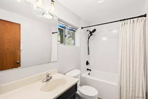 Bath - 7662 Pine Blvd, Pine Valley, CA 91962 photo 2 of 2