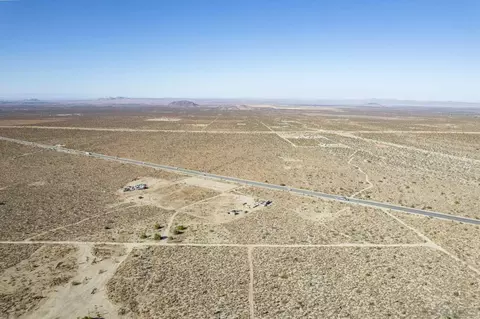 0 238th St E #6, Llano, CA 93544 photo 5