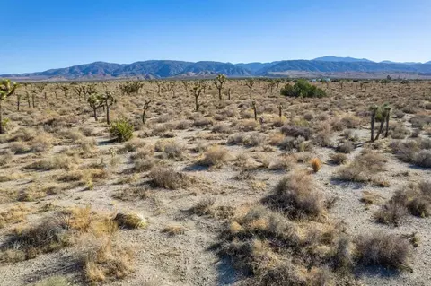 0 238th St E #6, Llano, CA 93544 photo 16