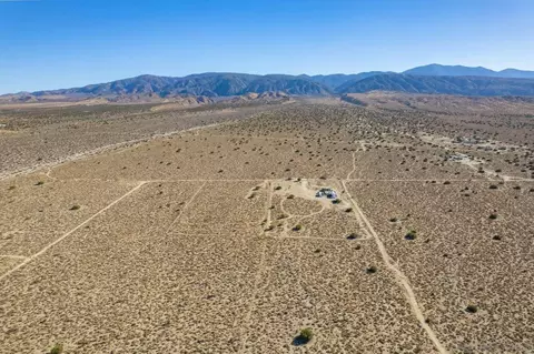 0 238th St E #6, Llano, CA 93544 photo 7