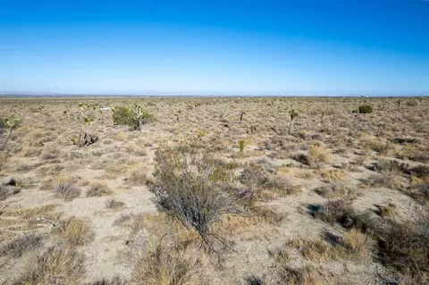 0 238th St E #6, Llano, CA 93544 photo 17
