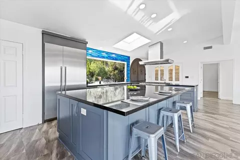Kitchen - 5030 Helix Ter, La Mesa, CA 91941 photo 2 of 12