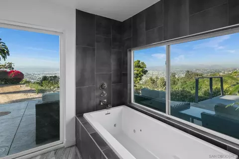 Bath - 5030 Helix Ter, La Mesa, CA 91941 photo 7 of 7