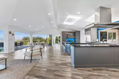 Kitchen - 5030 Helix Ter, La Mesa, CA 91941 photo 3 of 12