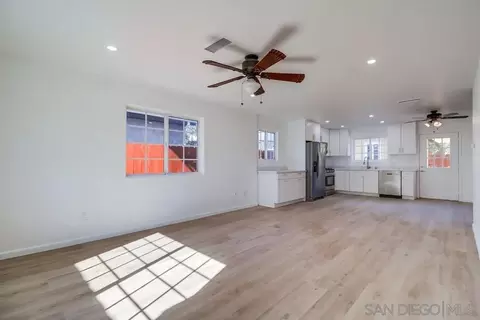 Living - 796-98 W Washington Ave, El Cajon, CA 92020 photo 5 of 7