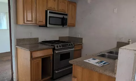 Kitchen - 1042 Fifth Ave, Chula Vista, CA 91911 photo 1 of 1