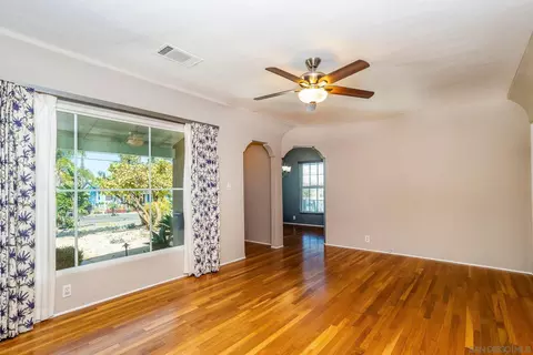 7595 Saranac Ave, La Mesa, CA 91942 photo 6