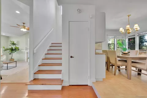 Entry Way - 2010 Palsero Ave, Escondido, CA 92029 photo 3 of 3