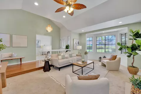 Living - 2010 Palsero Ave, Escondido, CA 92029 photo 2 of 7