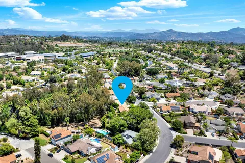 View/Area - 2010 Palsero Ave, Escondido, CA 92029 photo 3 of 4
