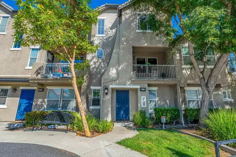 1648 Sweet Gum Pl, Chula Vista, CA 91915