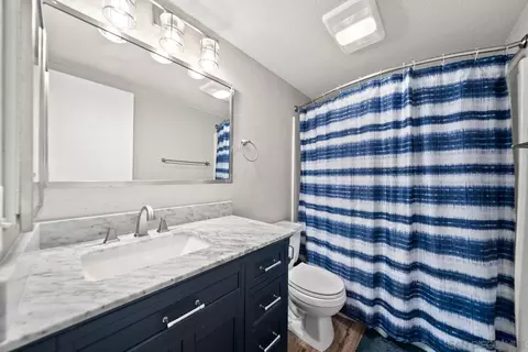 Bath - 10792 Tamar Ter #D, Santee, CA 92071 photo 2 of 3