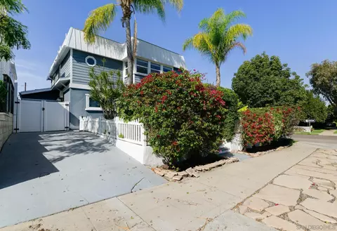 Exterior - 302 E Ave, Coronado, CA 92118 photo 12 of 13