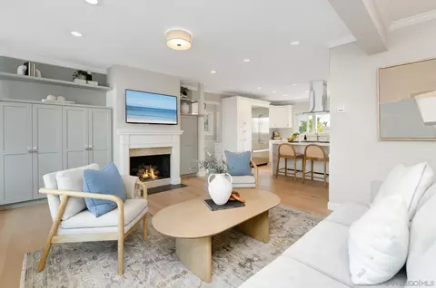 Living - 302 E Ave, Coronado, CA 92118 photo 3 of 4