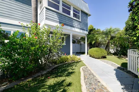 Exterior - 302 E Ave, Coronado, CA 92118 photo 11 of 13