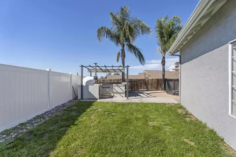 Exterior - 1595 Bay Meadows Dr, Alpine, CA 91901 photo 4 of 6