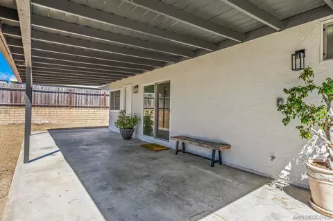 Exterior - 4137 Alana Cir, Oceanside, CA 92056 photo 7 of 8