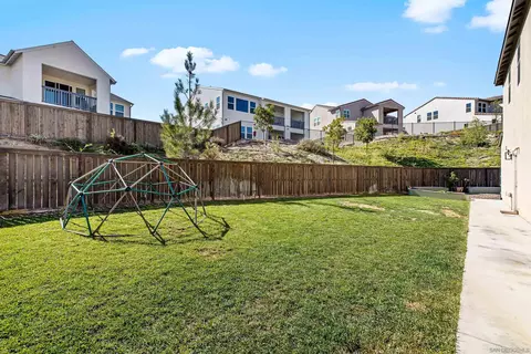 1776 Whitmore Loop, Chula Vista, CA 91913 photo 28