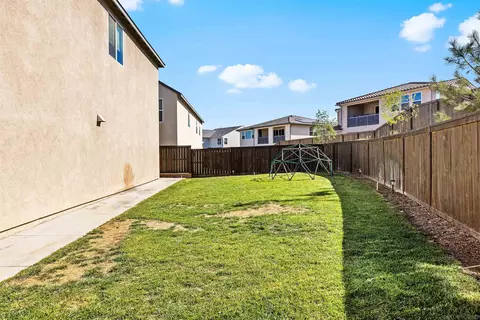 1776 Whitmore Loop, Chula Vista, CA 91913 photo 30