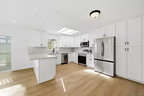 Kitchen - 1769 Red Barn Rd, Encinitas, CA 92024 photo 2 of 3