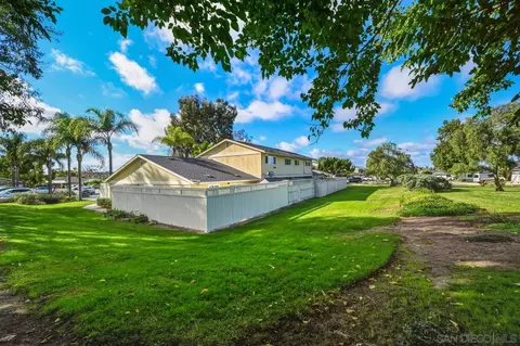 Exterior - 1769 Red Barn Rd, Encinitas, CA 92024 photo 7 of 9