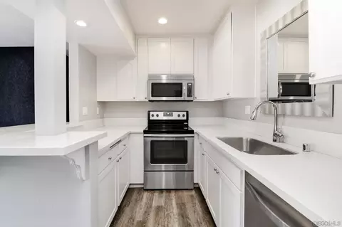 6775 Alvarado Rd #21, San Diego, CA 92120