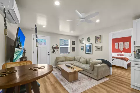 4927 Ellenwood Dr, Los Angeles, CA 90041