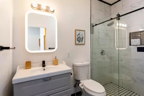 Bath - 5066 Lear Ave, Twentynine Palms, CA 92277 photo 7 of 15