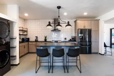 Kitchen - 5066 Lear Ave, Twentynine Palms, CA 92277 photo 4 of 5