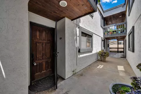 4055 Falcon St #102, San Diego, CA 92103