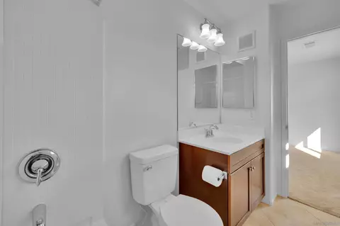 Bath - 1507 Calabria St, Santee, CA 92071 photo 3 of 6