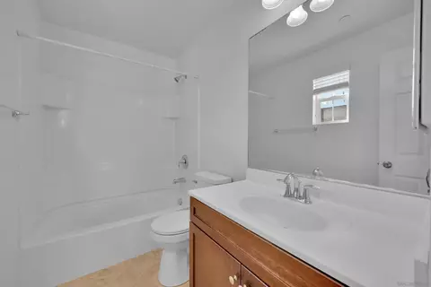 Bath - 1507 Calabria St, Santee, CA 92071 photo 5 of 6