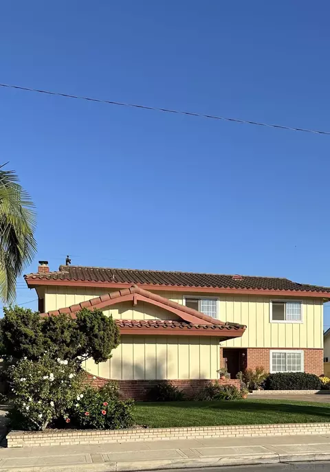 9828 Gene St, Cypress, CA 90630