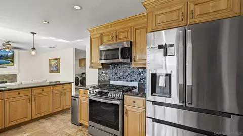 24249 Sargeant Rd, Ramona, CA 92065 photo 8