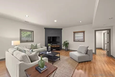 Living - 3003 Fried Ave, San Diego, CA 92122 photo 2 of 2