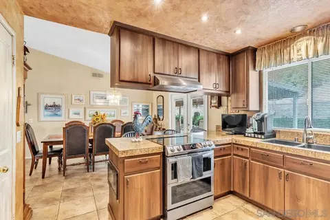 Kitchen - 392 D St, Ramona, CA 92065 photo 4 of 5