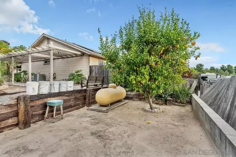 Exterior - 392 D St, Ramona, CA 92065 photo 16 of 17