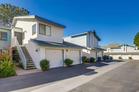 4044 Crystal Dawn Ln #203, San Diego, CA 92122