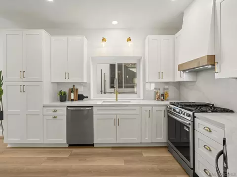 Kitchen - 4137 Pindar Way, Oceanside, CA 92056 photo 4 of 5