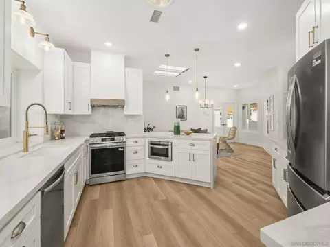 Kitchen - 4137 Pindar Way, Oceanside, CA 92056 photo 5 of 5