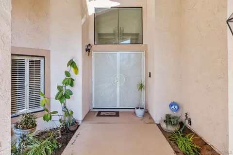 462 Avenida Adobe, Escondido, CA 92029 photo 3