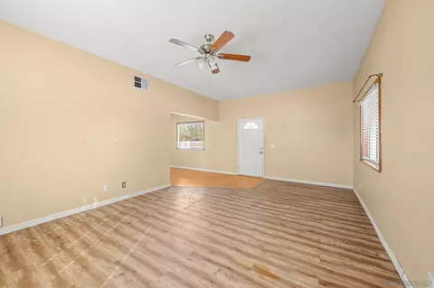 Living - 1703 Ashley, Ramona, CA 92065 photo 2 of 5