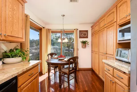 8541 Circle R Crse, Escondido, CA 92026 photo 20