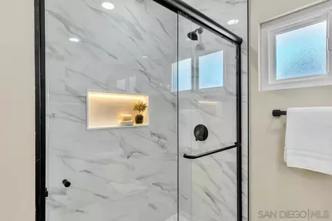 Bath - 13725 Adrian St, Poway, CA 92064 photo 4 of 4