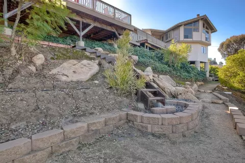 Exterior - 2848 Sunset Hls, Escondido, CA 92025 photo 11 of 25